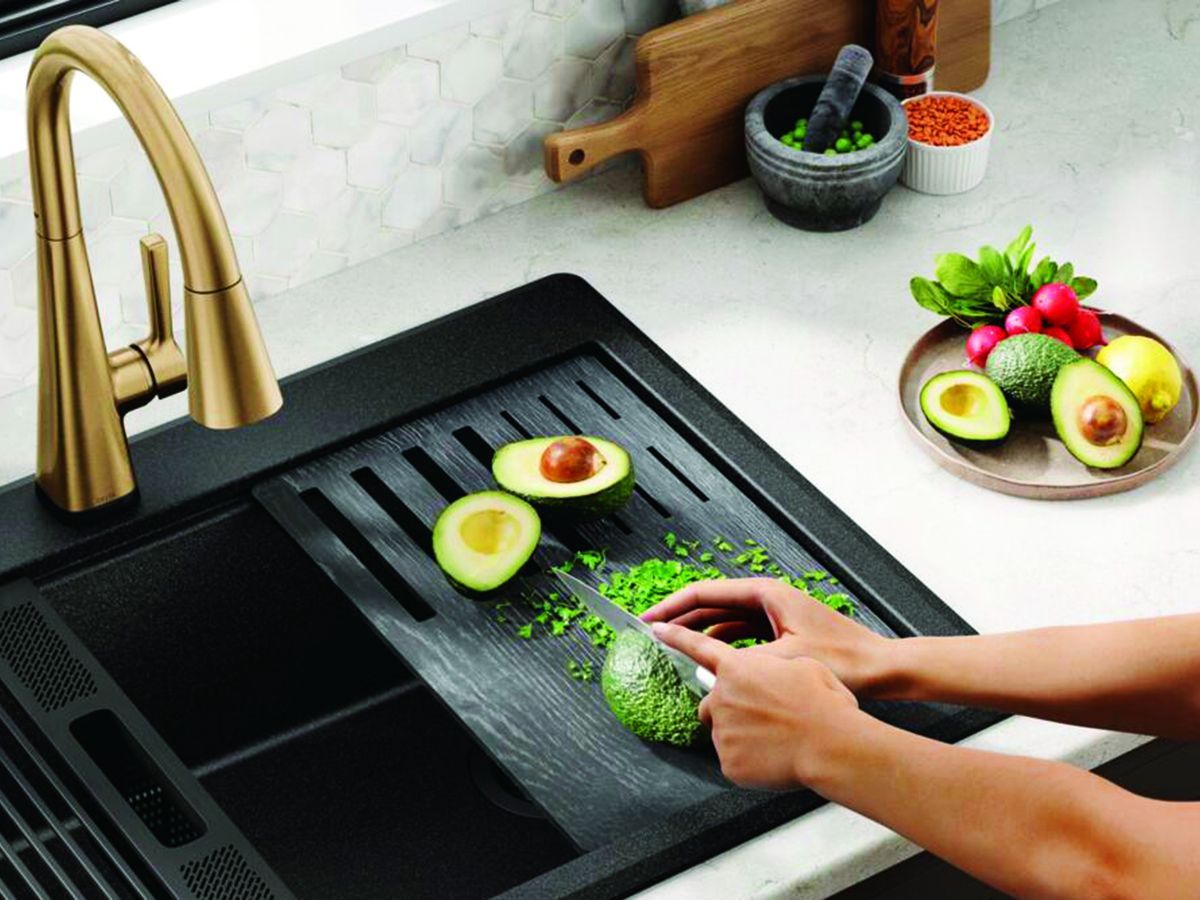 Using a sink cover as a cutting board